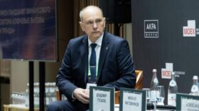 Глава АКРА Владимир Гусаков: перегретый рынок труда постепенно остывает